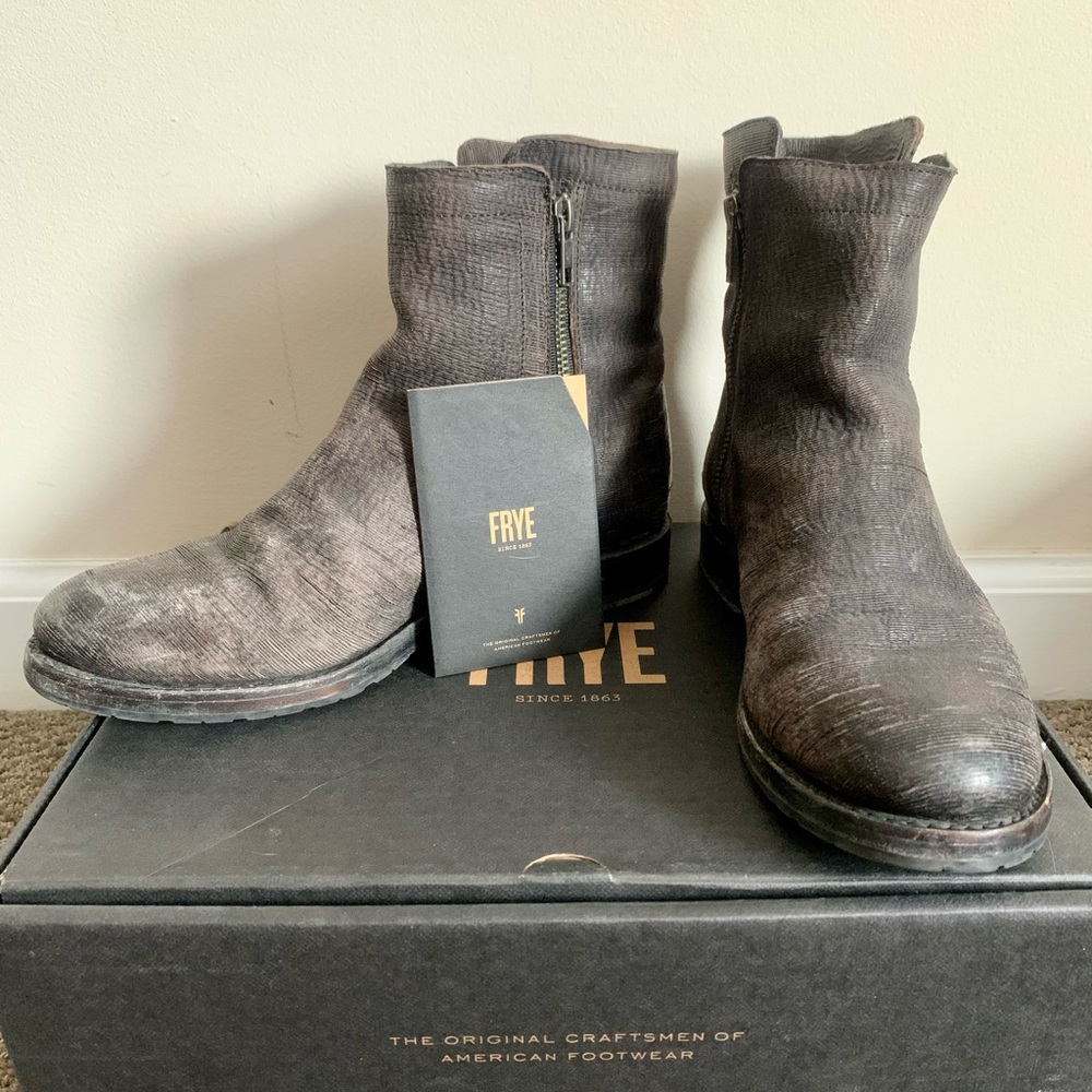 FRYE Natalie Double Zip Boot